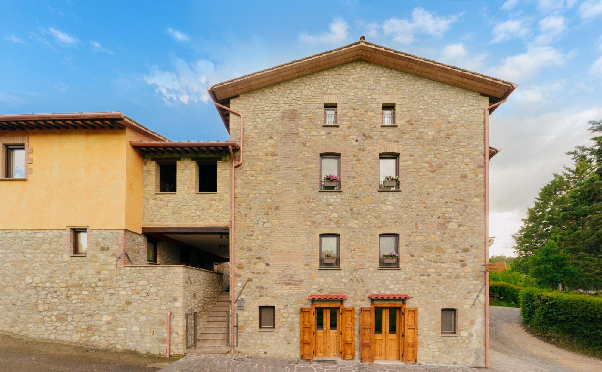 Casale Serena Фабро Екстериор снимка